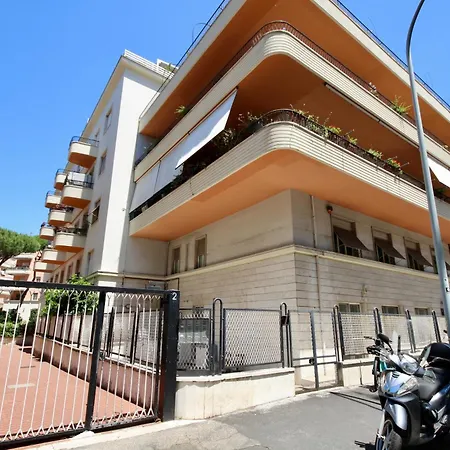 Hc - Clohouse Spacious Flat Lägenhet