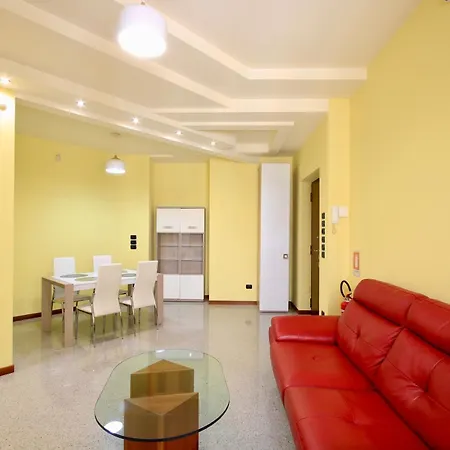 Hc - Clohouse Spacious Flat