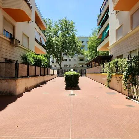 아파트 Hc - Clohouse Spacious Flat