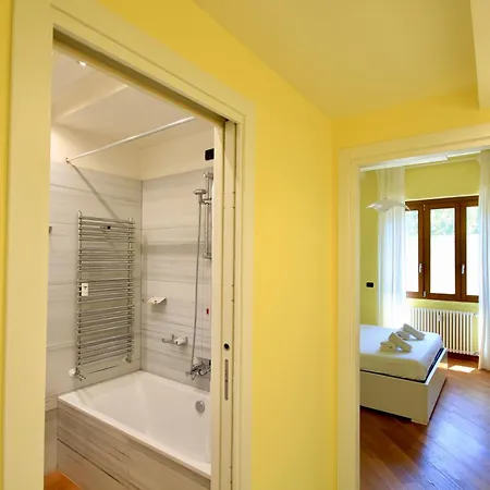Hc - Clohouse Spacious Flat 아파트 *